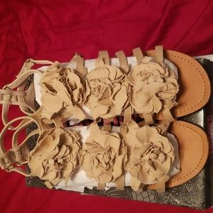Mix No 6 sandals size 11